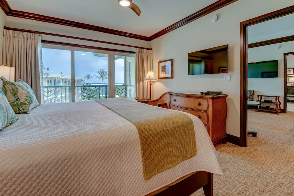 Hale Tiare 2 Bedroom Condo by RedAwning