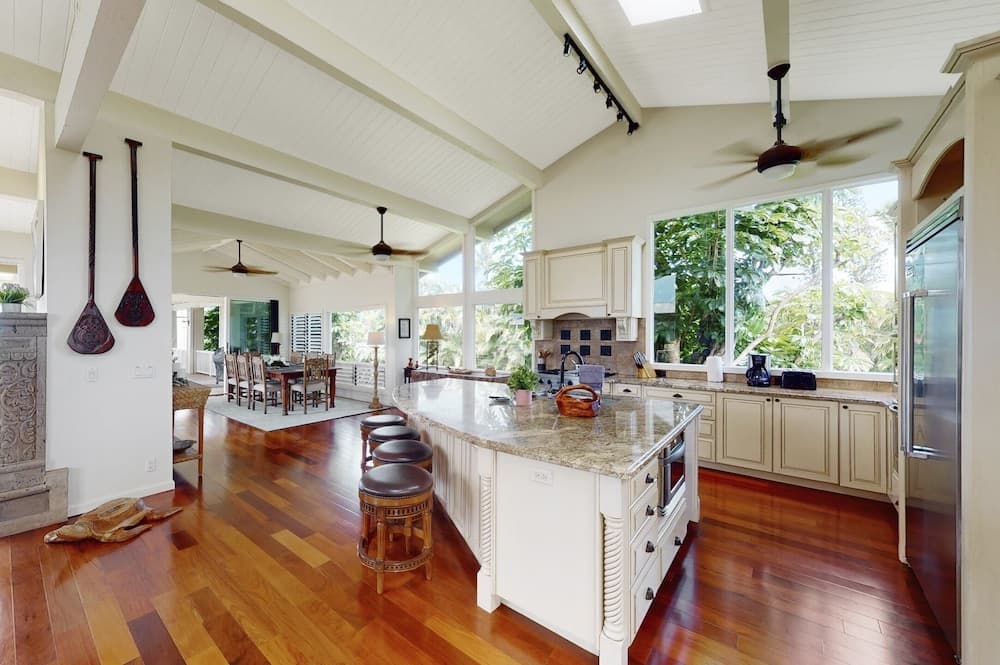 Punahele 3 Bedroom Home by RedAwning