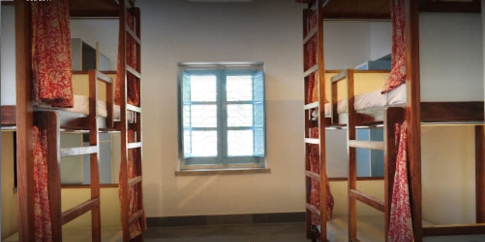 Jaipur Jantar Hostel