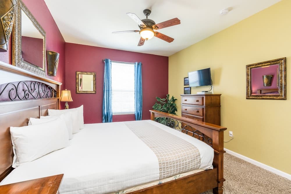 Vista Cay Resort Direct by Millenium Management