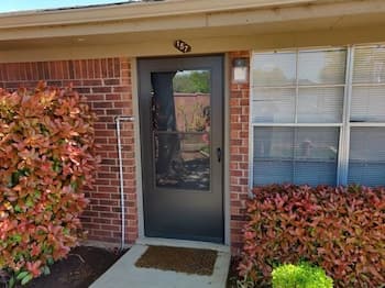 1 Bed Apartment next to SW Integris near Downtown