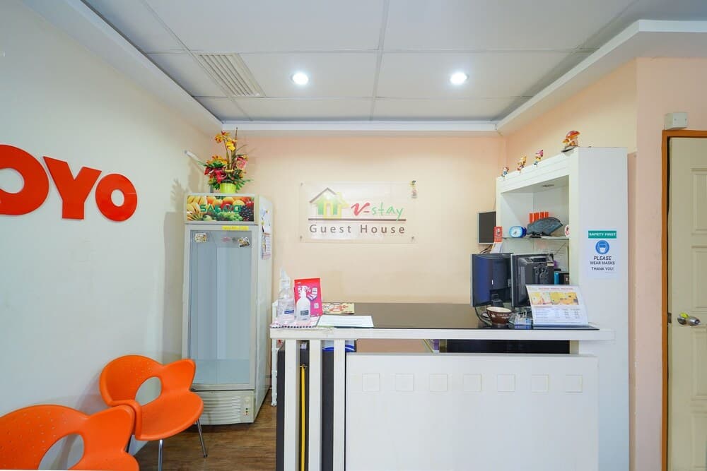 Hotel O V Stay Guesthouse