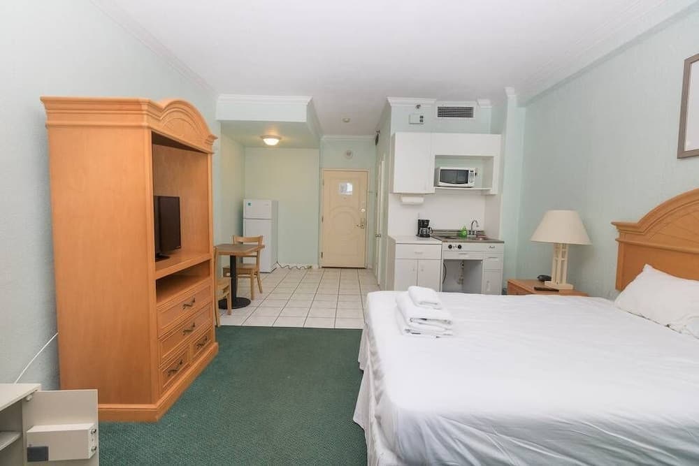 621 Ocean View Hollywood