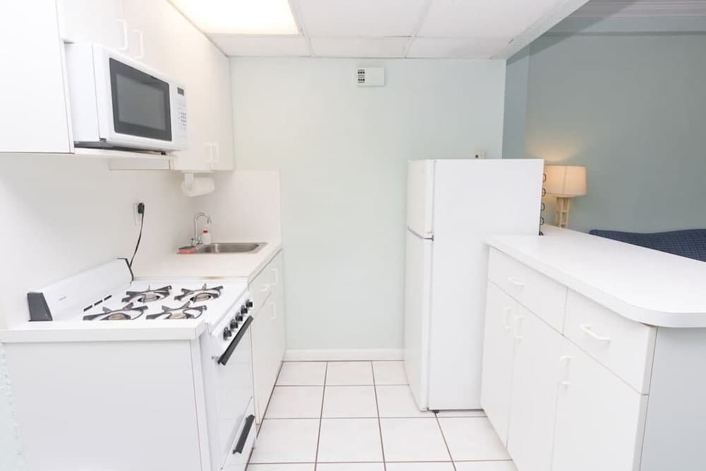 636 Ocean View Hollywood Beach