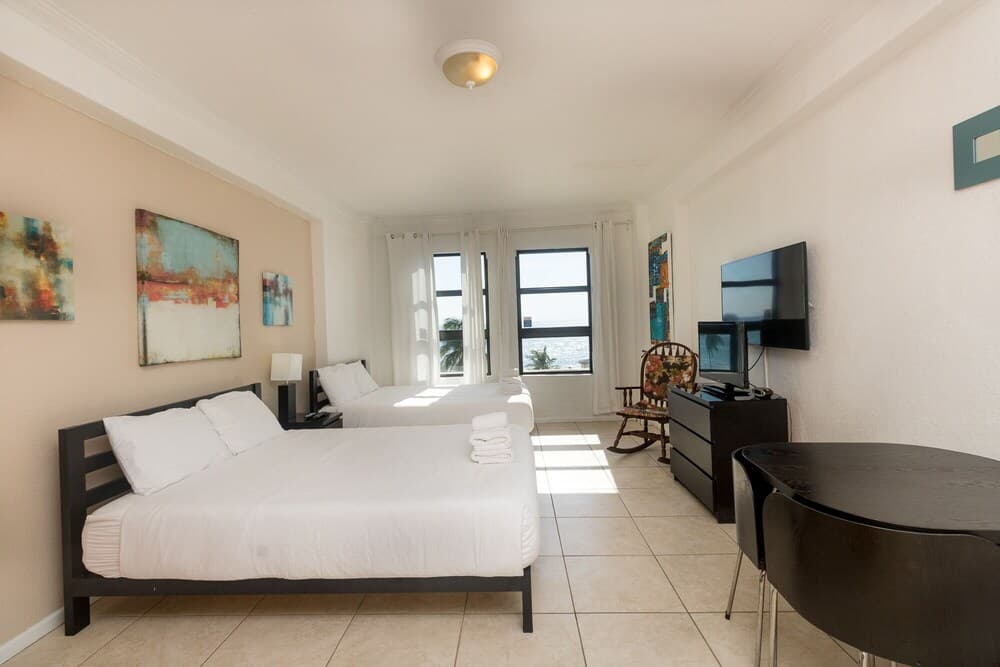 540 Ocean View Hollywood