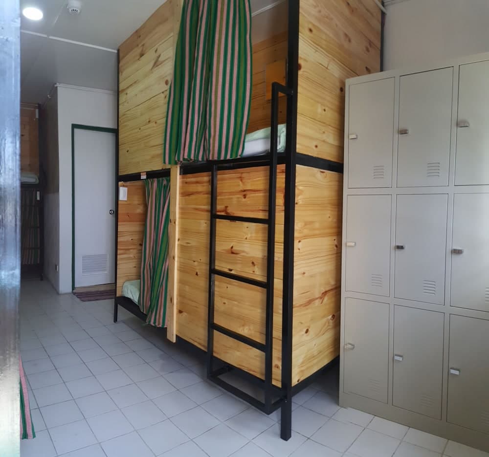 3BU Hostel Gov Pack Upper Session