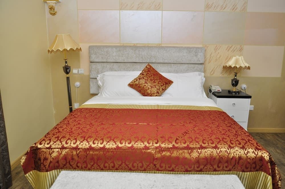 Southern Star Hotel & Towers