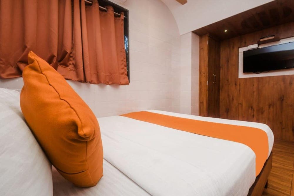 Hotel Dadar Residency near Tata Hospital