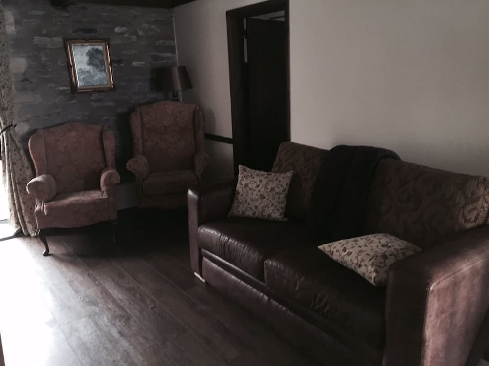 Impeccable 2-bed Cottage Near Betws y Coed