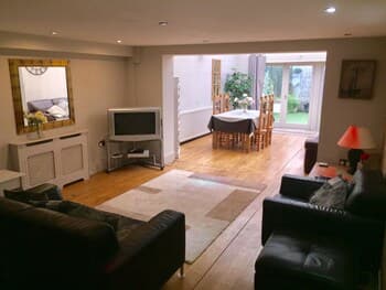 Large 2-bed House Derbyshire off Chatsworth rd