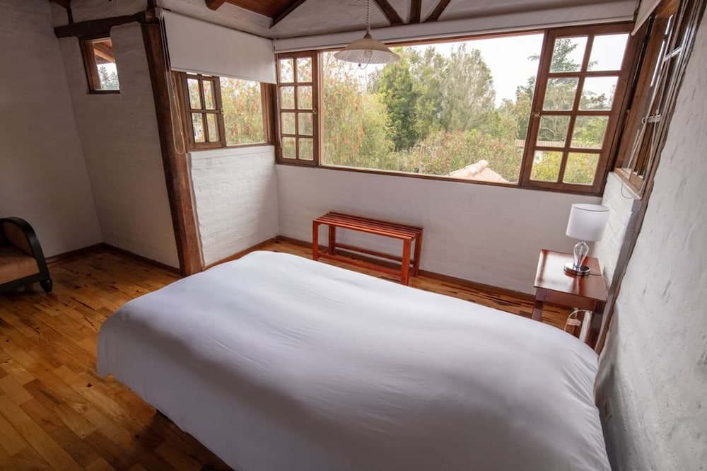 Puembo Birding Garden - Bird watchers and Nature Lovers