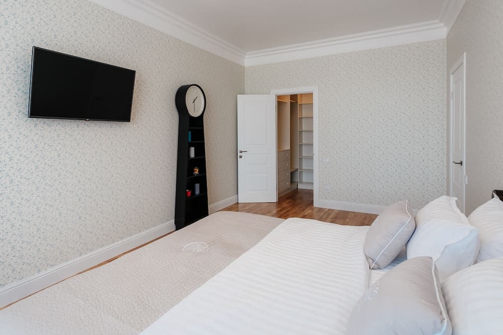 Royal Apartment Zhukovskogo 9