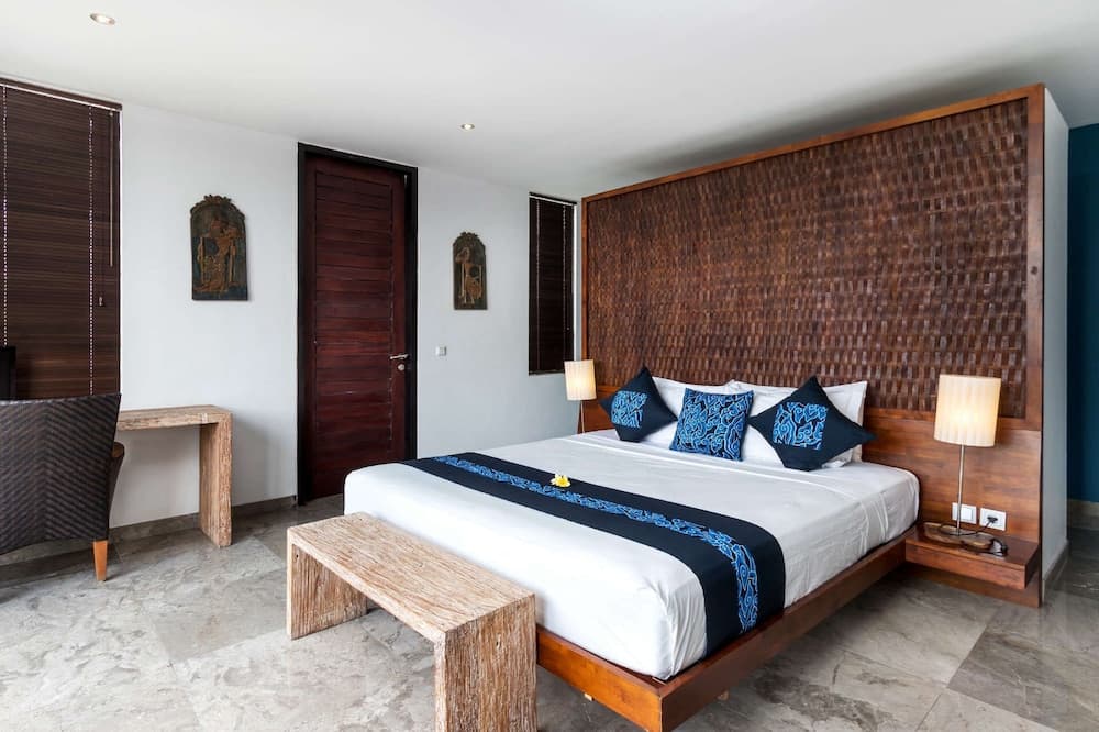 Bali Villa Near the Beach, 2080