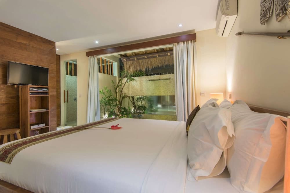 Bali Villa Near the Beach, 2064