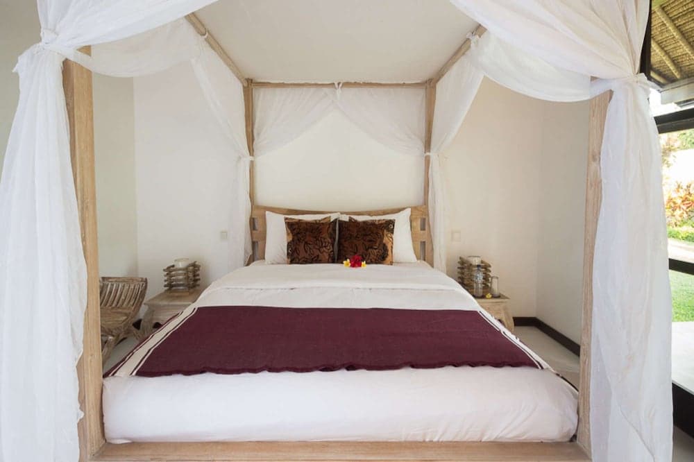 Villa for Rent in Bali 2032