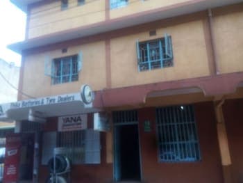 Three Shade Guest House - Adults Only