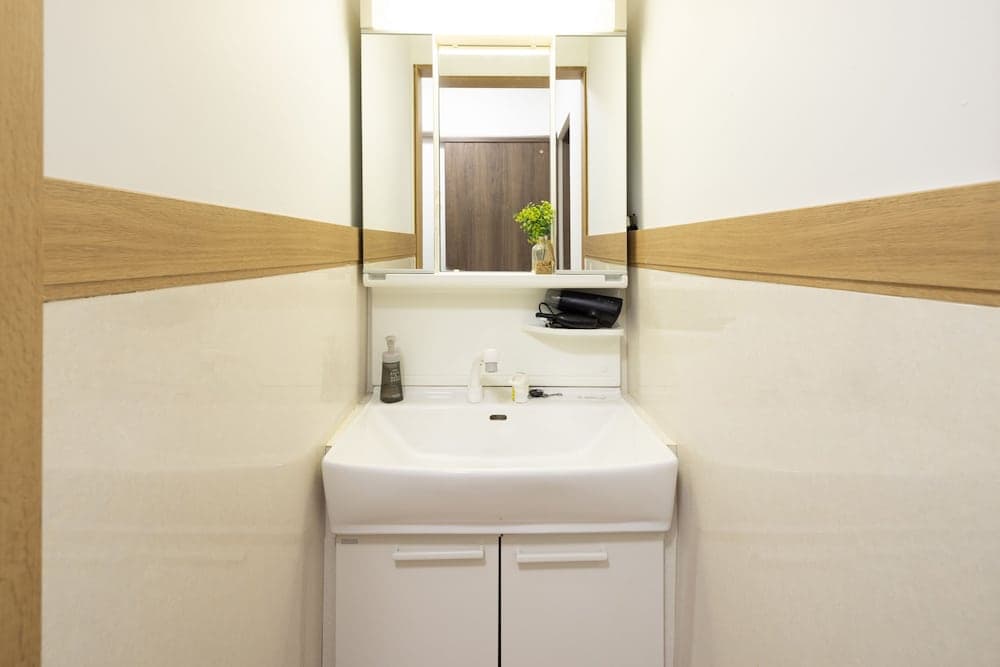 Guest House Shine Bright