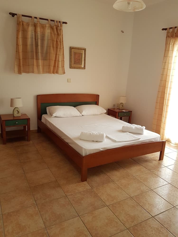 Villa Maniati Studios