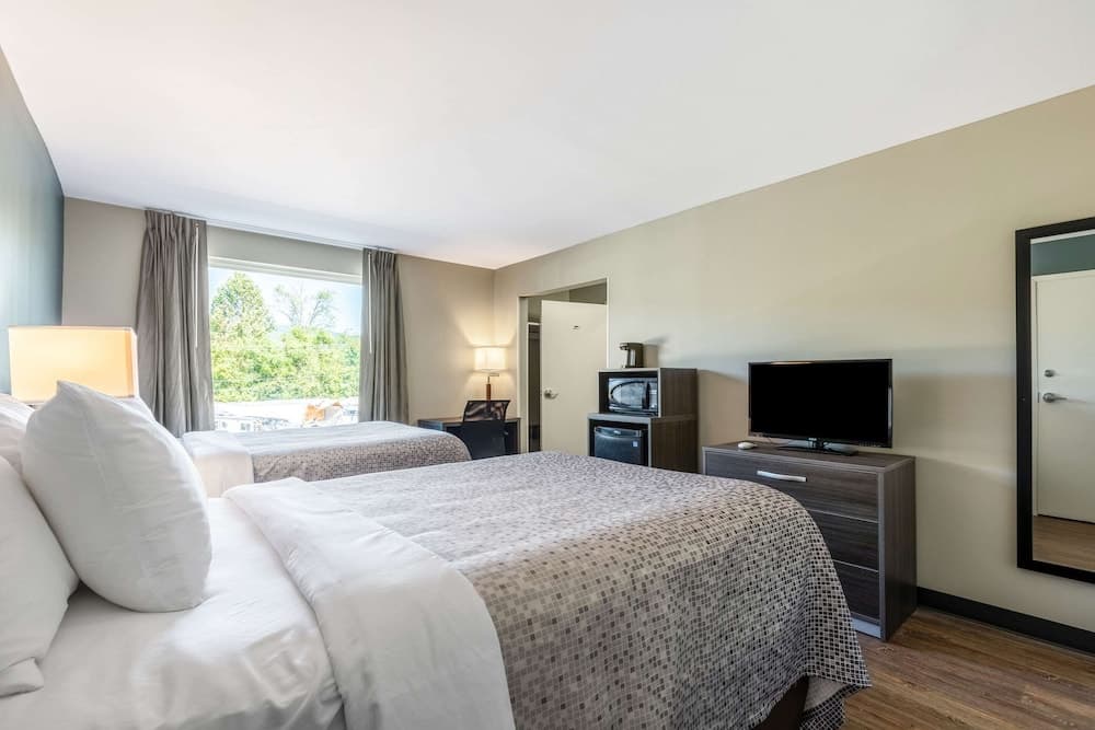 Econo Lodge Dayton North