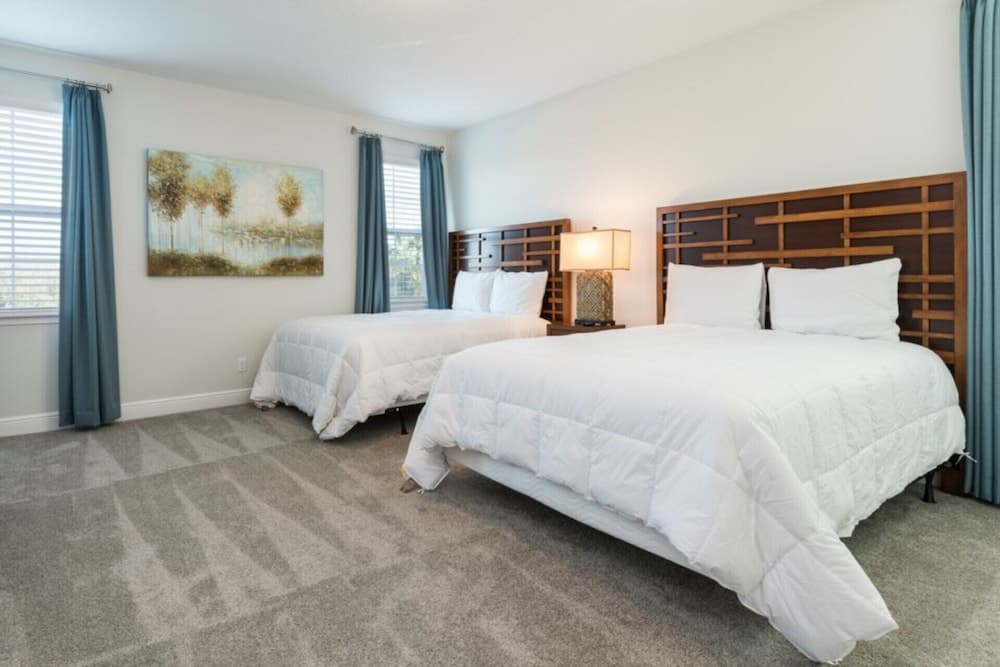 Beautiful Mansion With Private Pool, Close to Disney, Orlando Mansion 2889