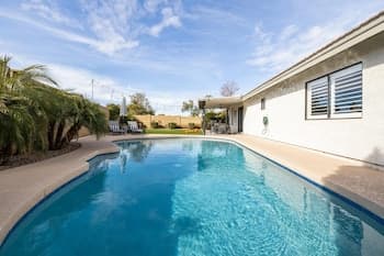 Gilbert Harwell 4 Bedroom Home by Redawning