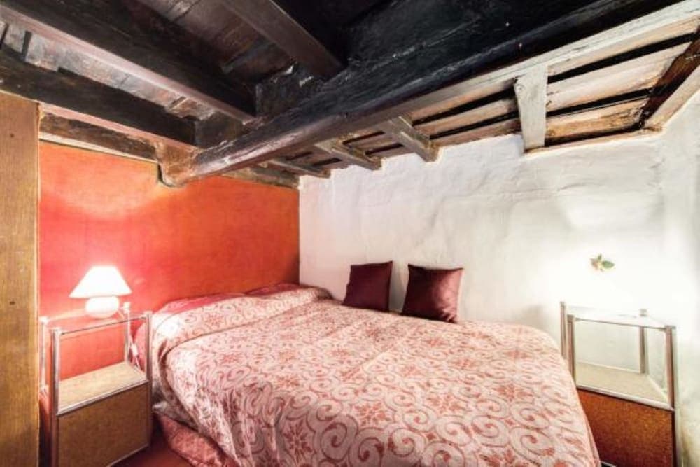 Campo Dei Fiori Stunning And Quiet