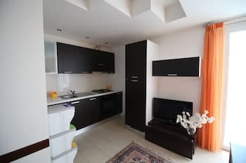 Apartment 30 Meters From The Sea 6 Beds Without Sea View