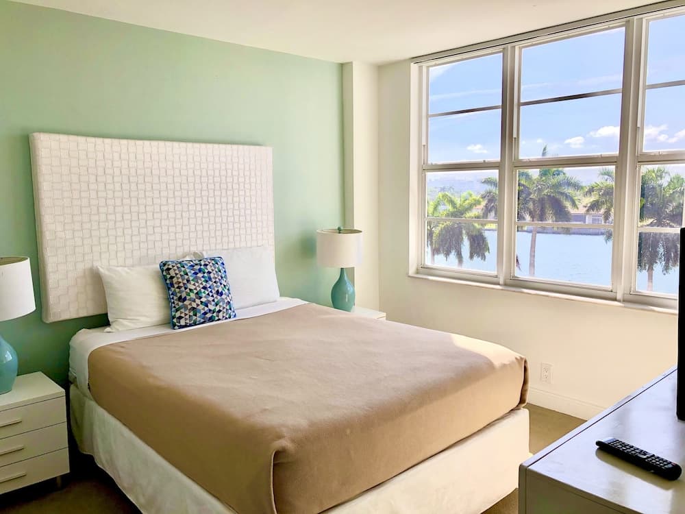 Seacoast by Miami Ambassadors