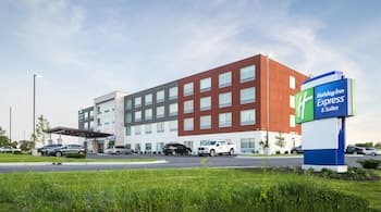 Holiday Inn Express And Suites Bourbonnais East - Bradley, an IHG Hotel