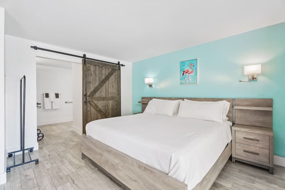 Off the Charts Inn & Out Island Resort