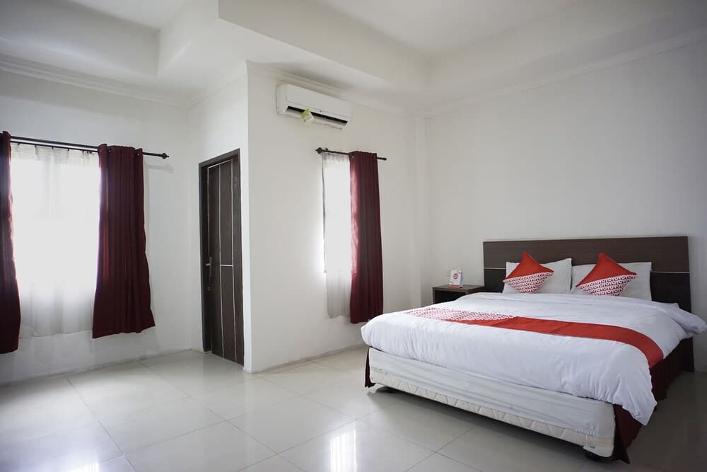 OYO 2886 Her Mandiri Guest House