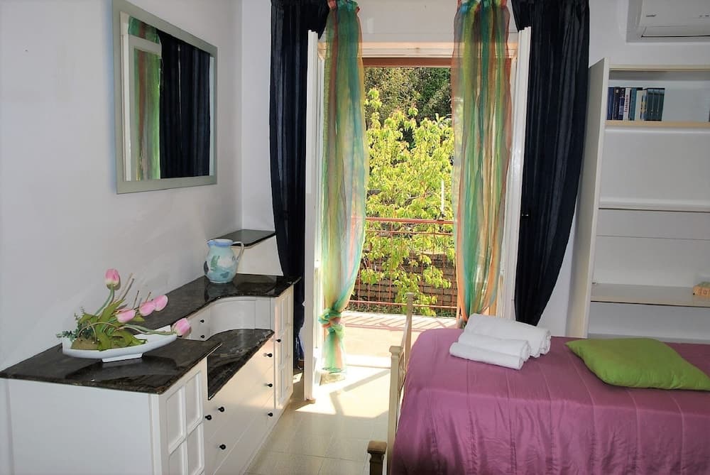 Villa Lina for 7 Persons Near the Beach