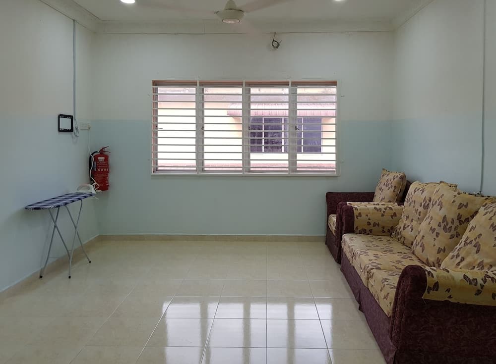 OYO 89998 thank Q inn 2