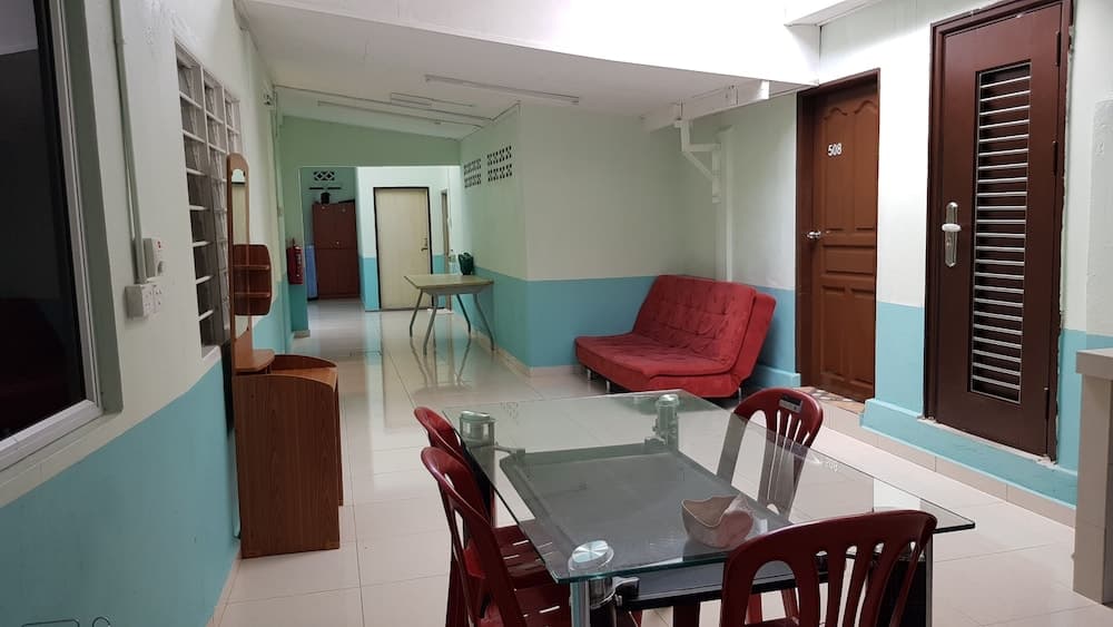 OYO 89998 thank Q inn 2