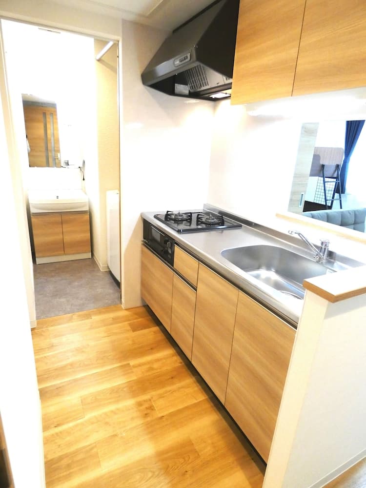 Alpha Square Minami 6 jo 301