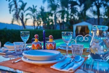 Stunning Villa With Private Pool Chlorine-free and Jacuzzi