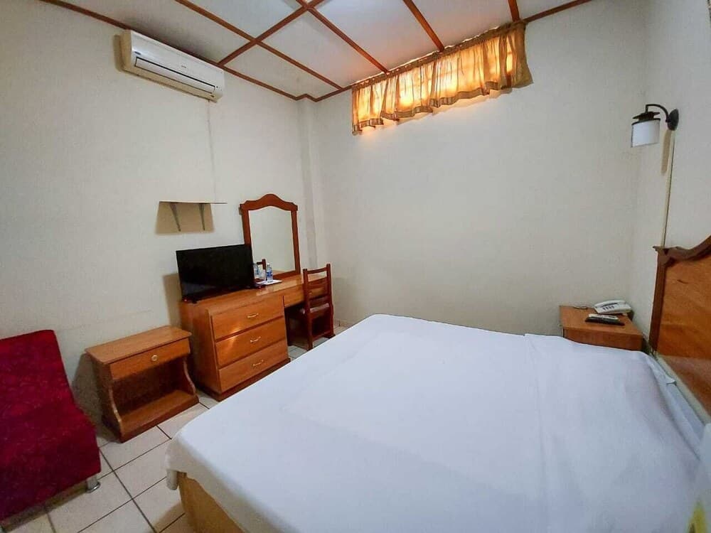 Continental Plaza Hotel