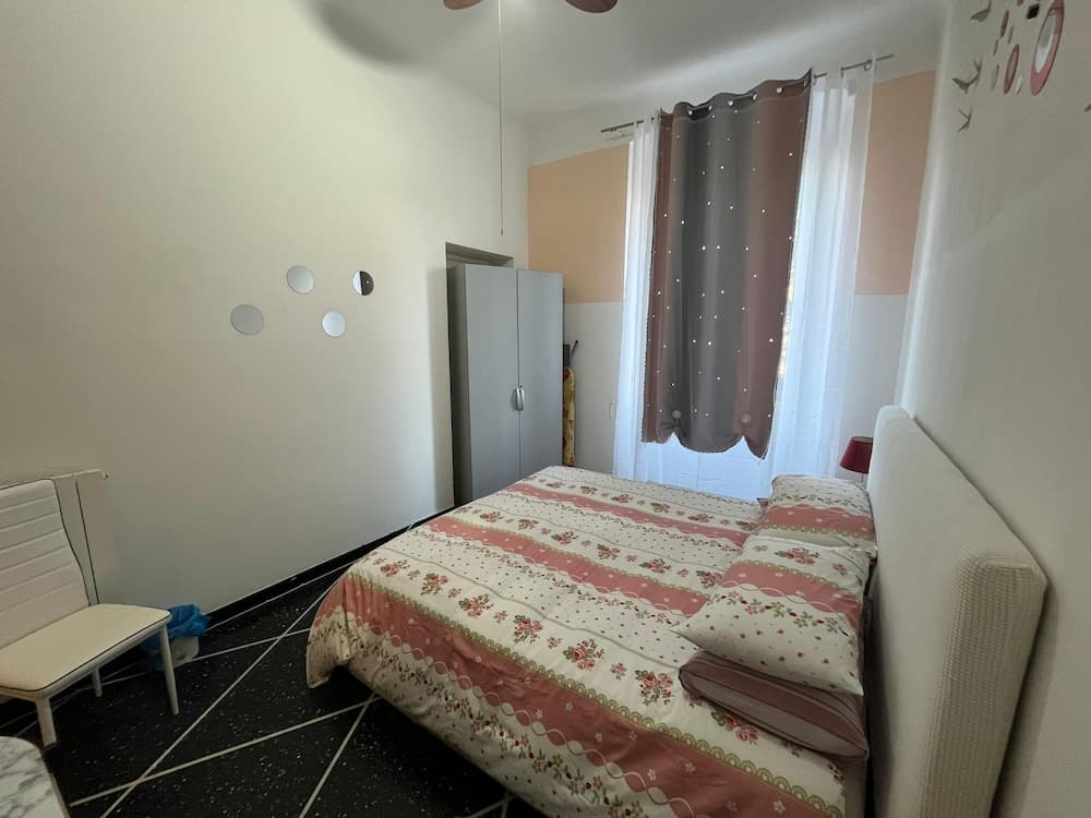 Appartamento a Invrea Posto Auto Incluso