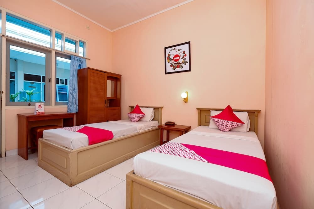 Super OYO 2495 Hotel Wijaya