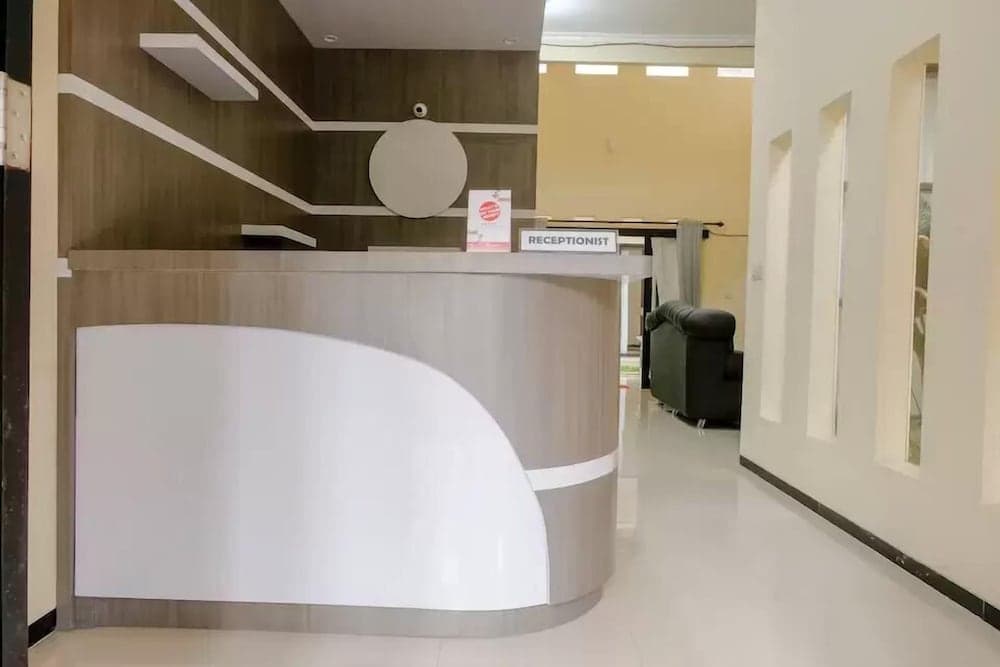 OYO 2724 Perdana Suites Residence Syariah