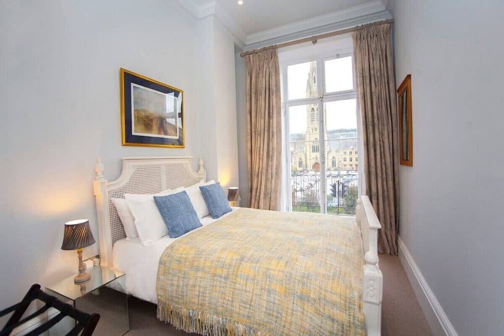 Stylish City Centre Apartment - Bath
