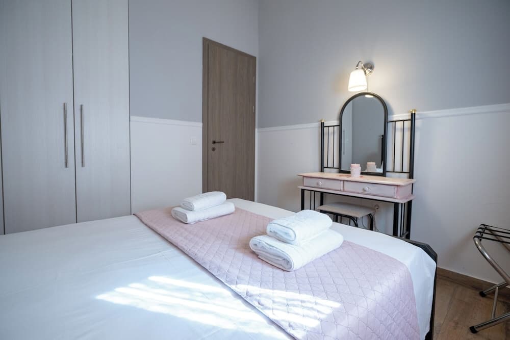 Olympia's Apartments