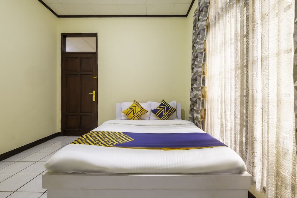 Super OYO 2672 Bee M Syariah