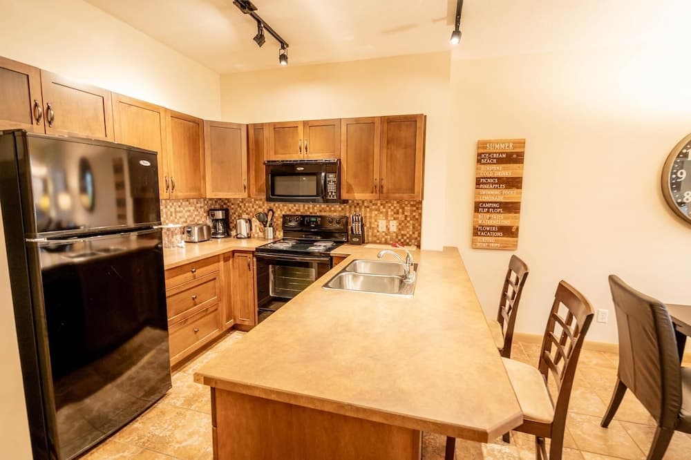 Apartment Aglow at Playa Del Sol #509