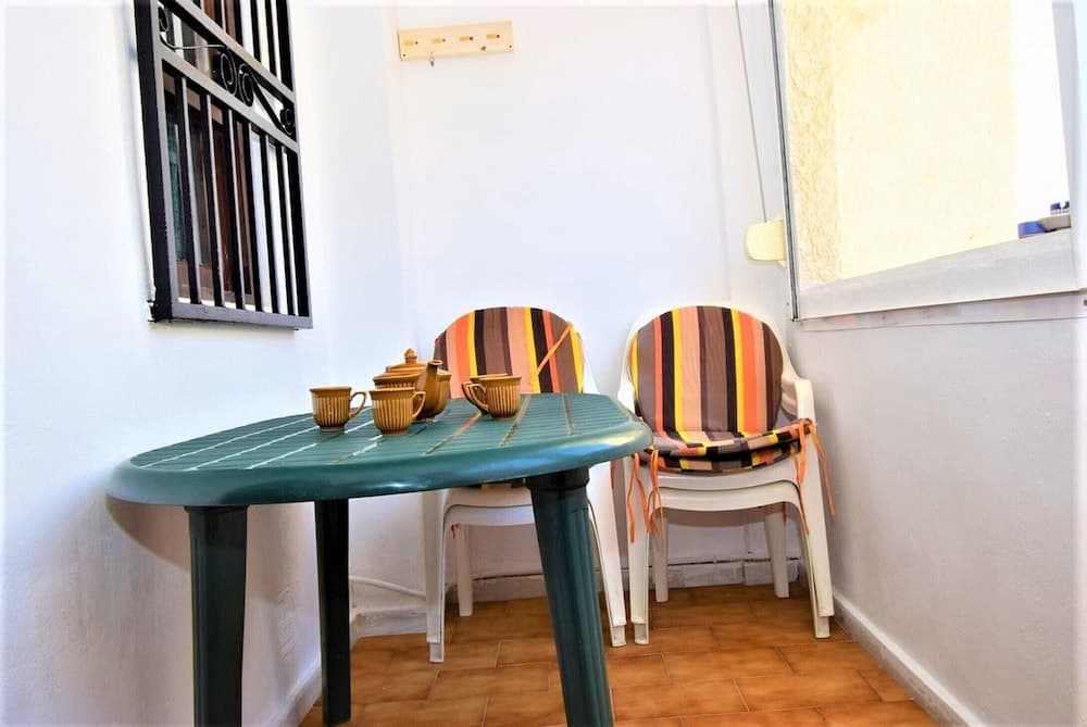 034 Retro Beach House - Alicante Real Estate