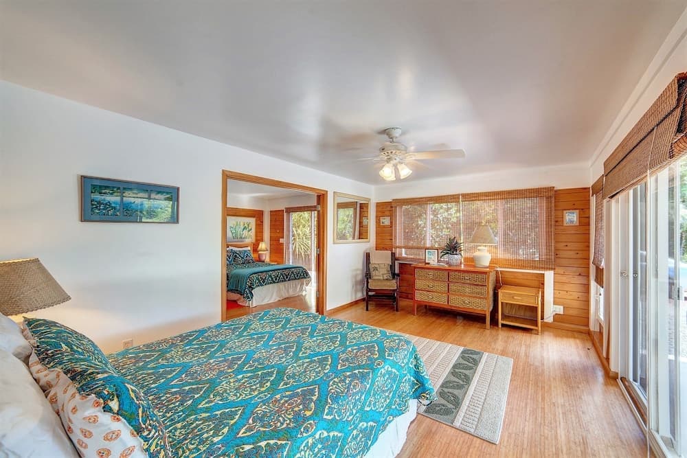 Hale Ki'i Maka Manu 4 Bedroom Home by RedAwning