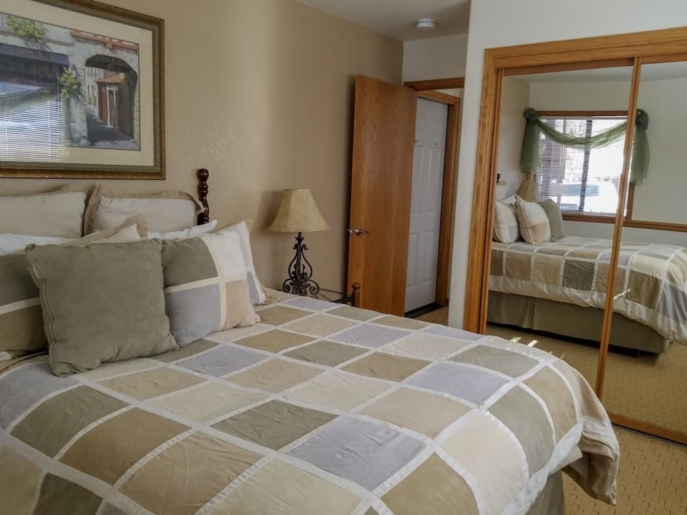 Alpenglow Vacation Rentals