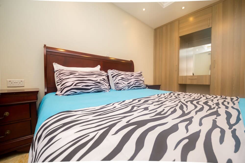 Spacious 2bdr Home-5mins TO Wilson Airport