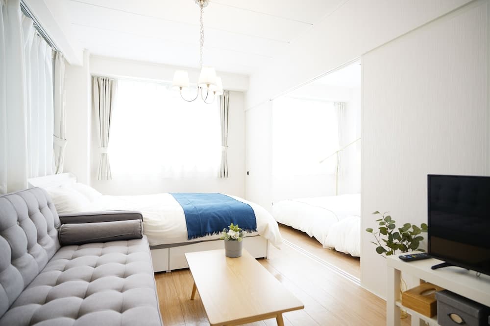 Naha Southerlies Condominium Kumoji