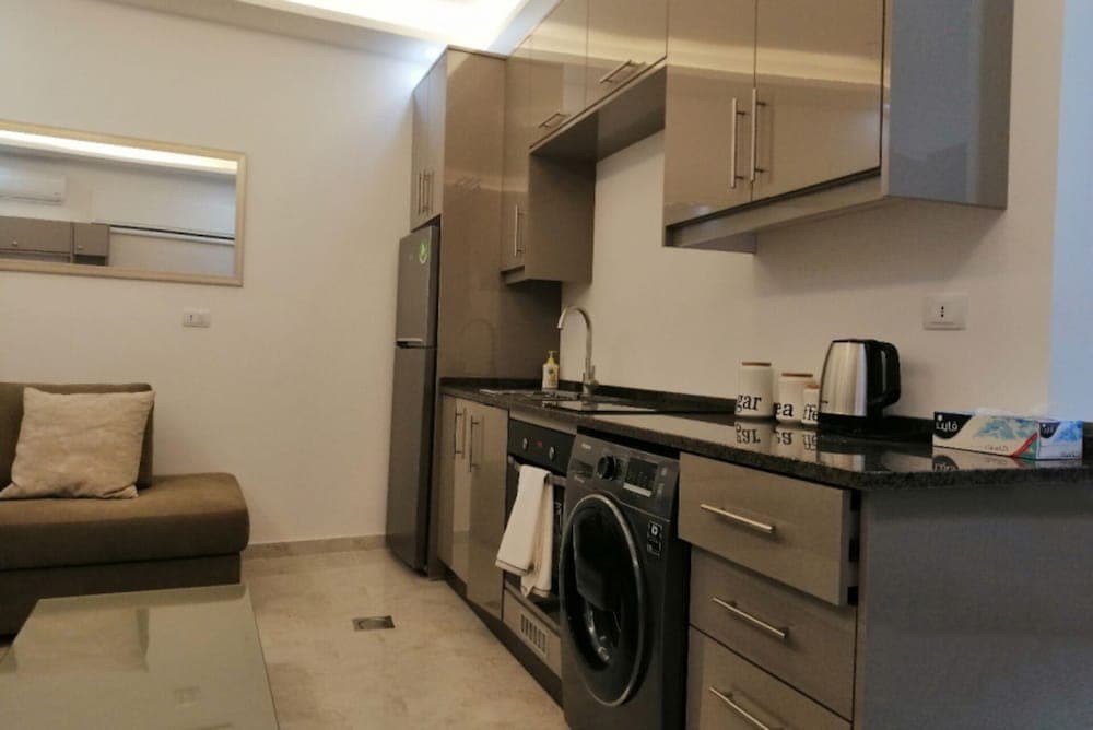 Amazing one Bedroom Apartment in Amman,elwebdah 3